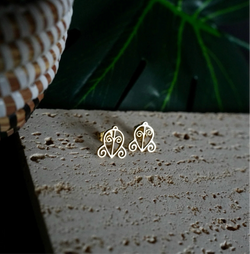 Find the way back | Studs earrings